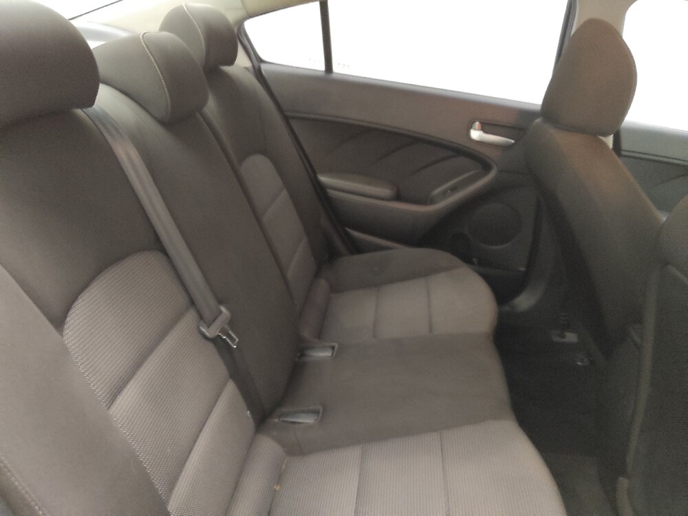 2017 Kia Forte in Lakewood, CO 80215 - 18087878 19