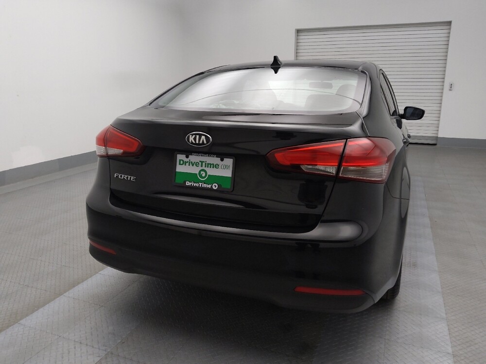 2017 Kia Forte in Lakewood, CO 80215 - 18087878 7