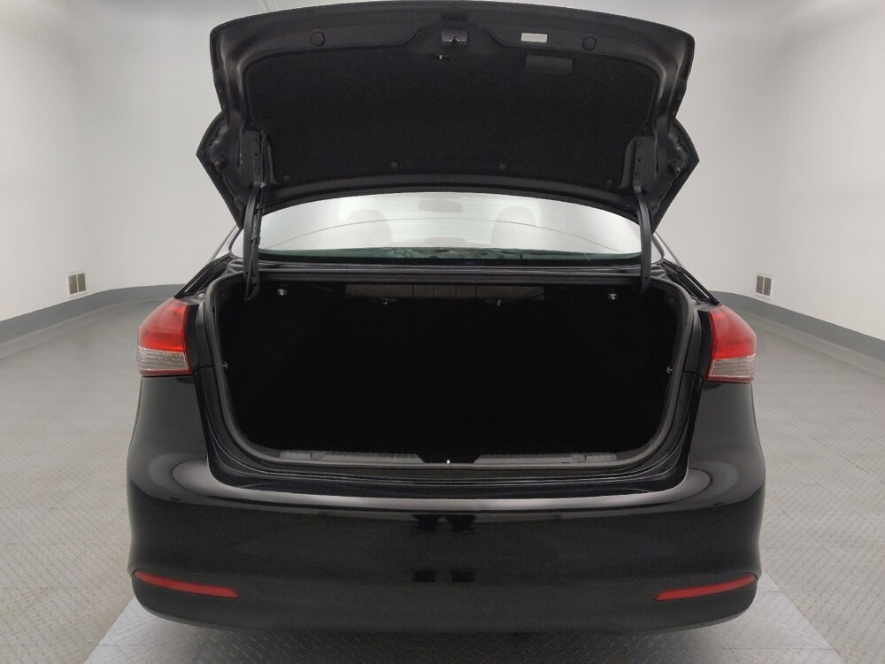 2017 Kia Forte in Lakewood, CO 80215 - 18087878 29