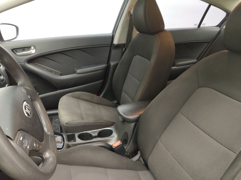 2017 Kia Forte in Lakewood, CO 80215 - 18087878 17