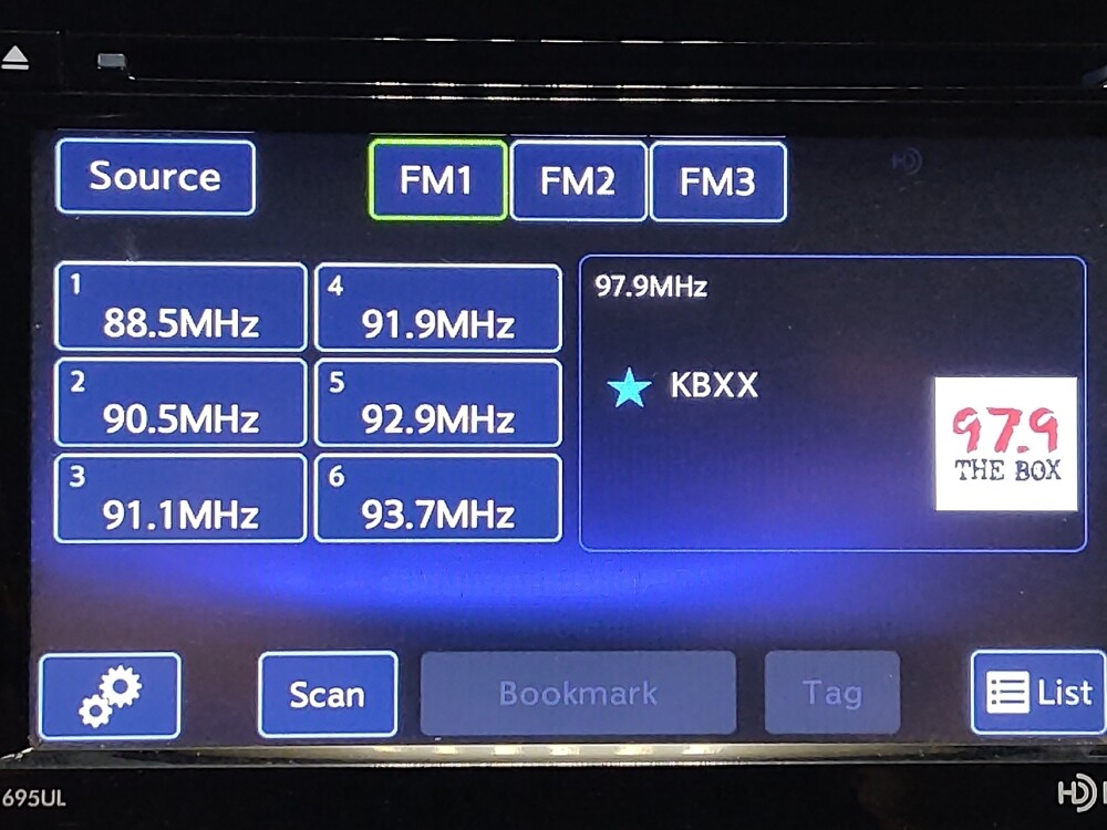 2017 Subaru Crosstrek in Live Oak, TX 78233 - 18087886 25