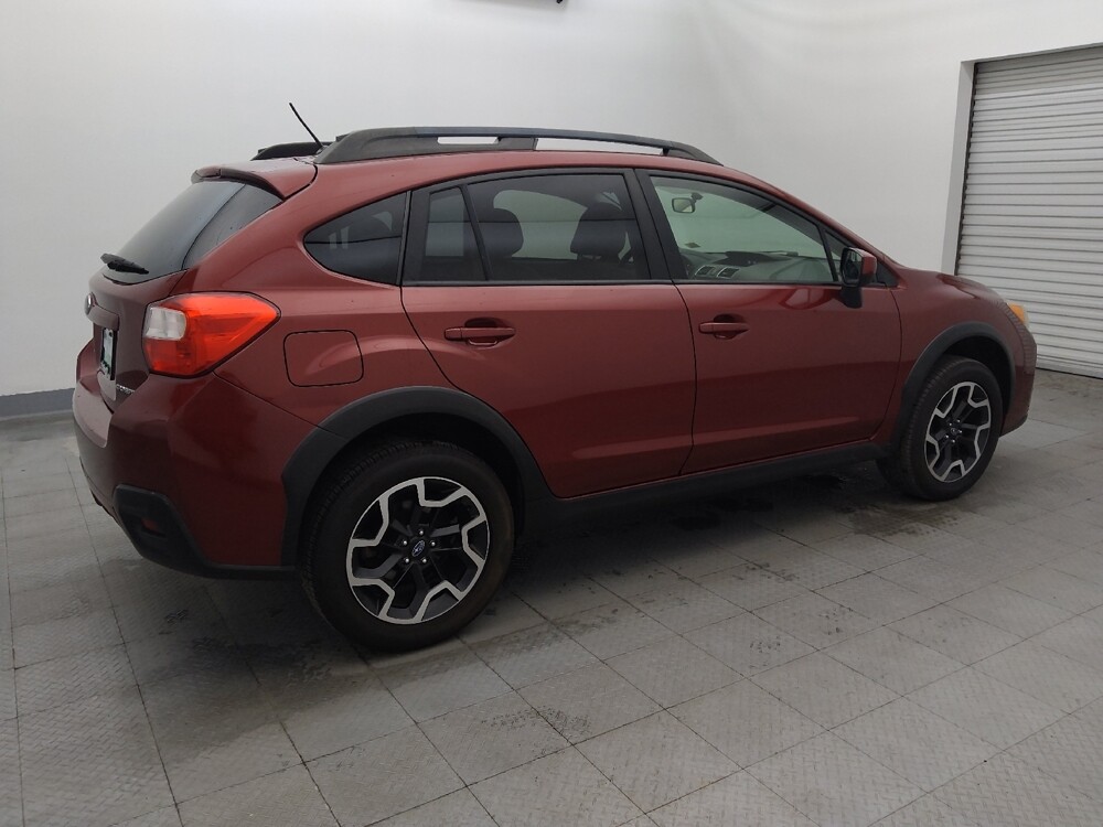 2017 Subaru Crosstrek in Live Oak, TX 78233 - 18087886 10