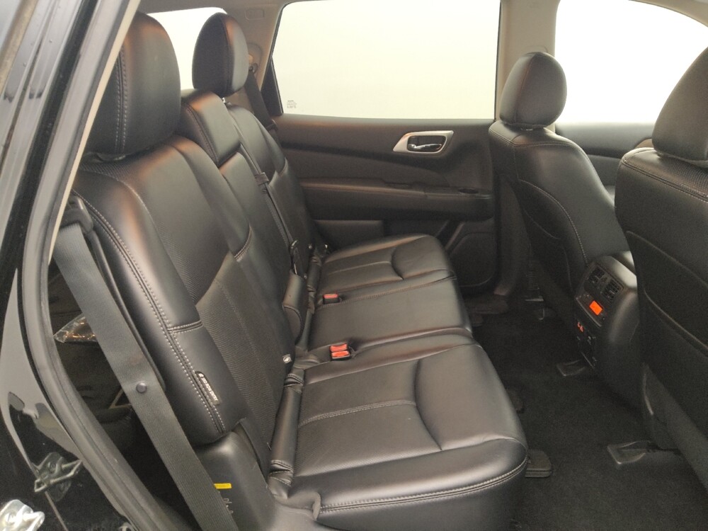 2019 Nissan Pathfinder in Baton Rouge, LA 70816 - 18087890 19