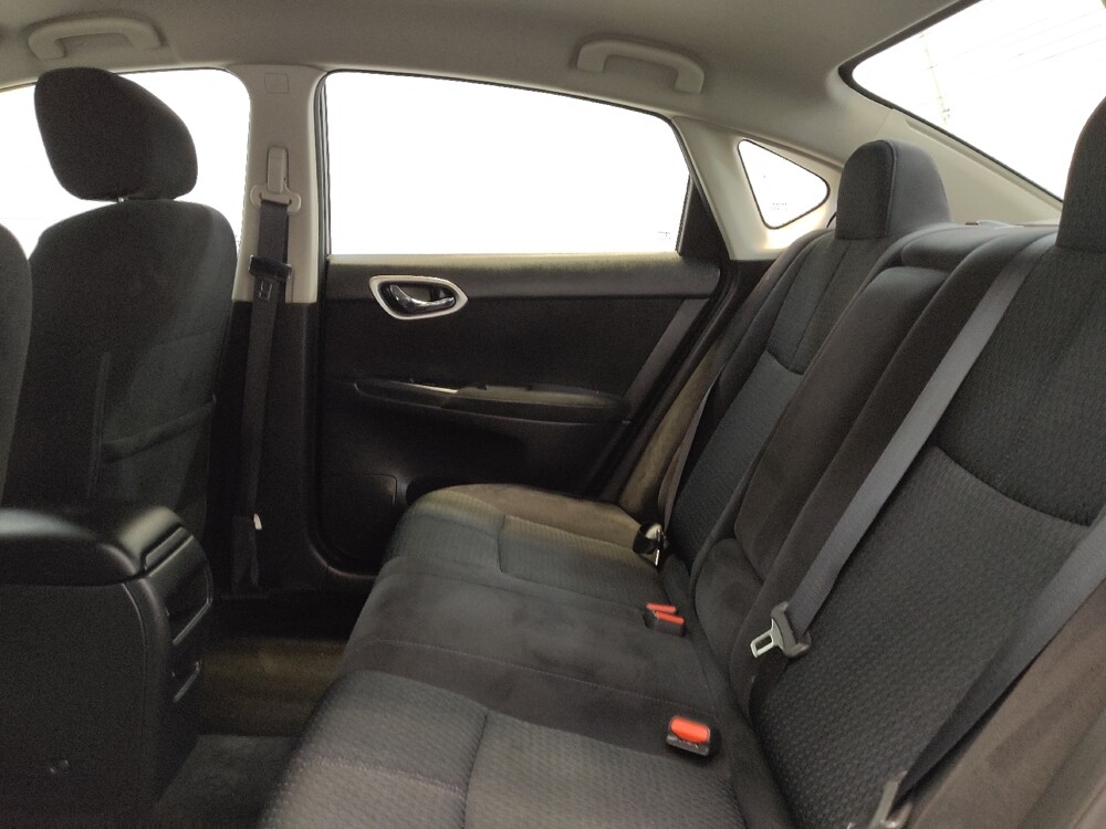 2015 Nissan Sentra in Fairfield, OH 45014 - 18087895 18