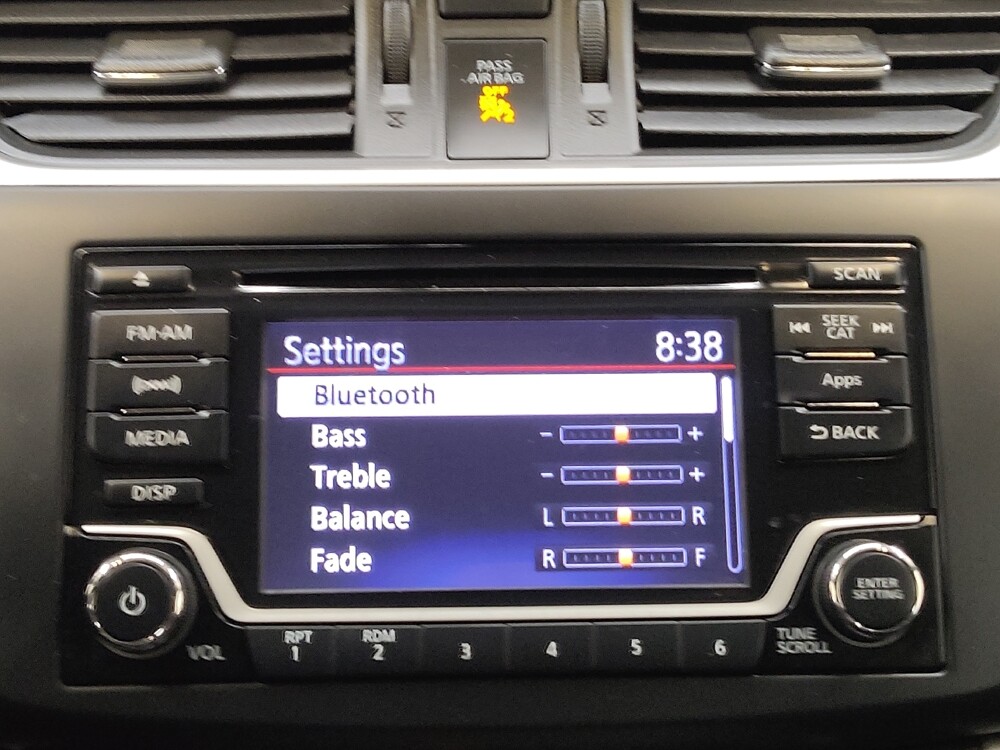 2015 Nissan Sentra in Fairfield, OH 45014 - 18087895 25