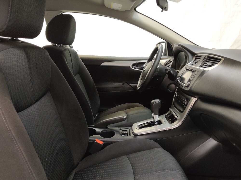 2015 Nissan Sentra in Fairfield, OH 45014 - 18087895 21