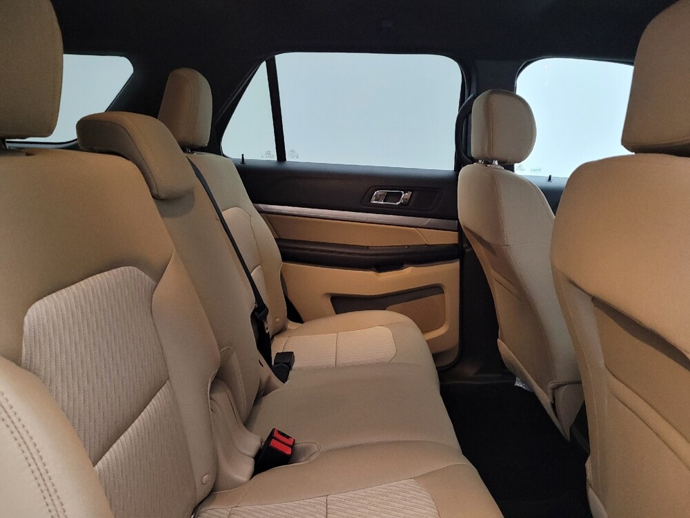 2017 Ford Explorer in Miamisburg, OH 45342 - 18087902 19