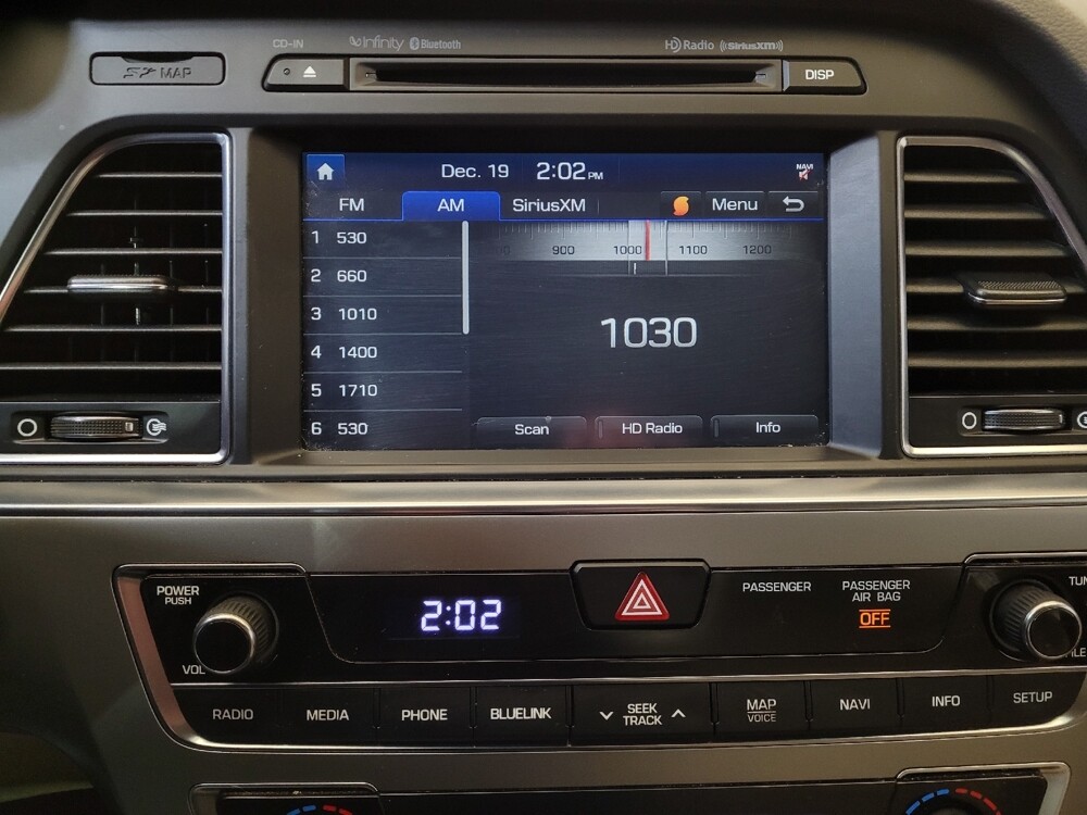 2017 Hyundai Sonata in Lexington, KY 40509 - 18087903 25