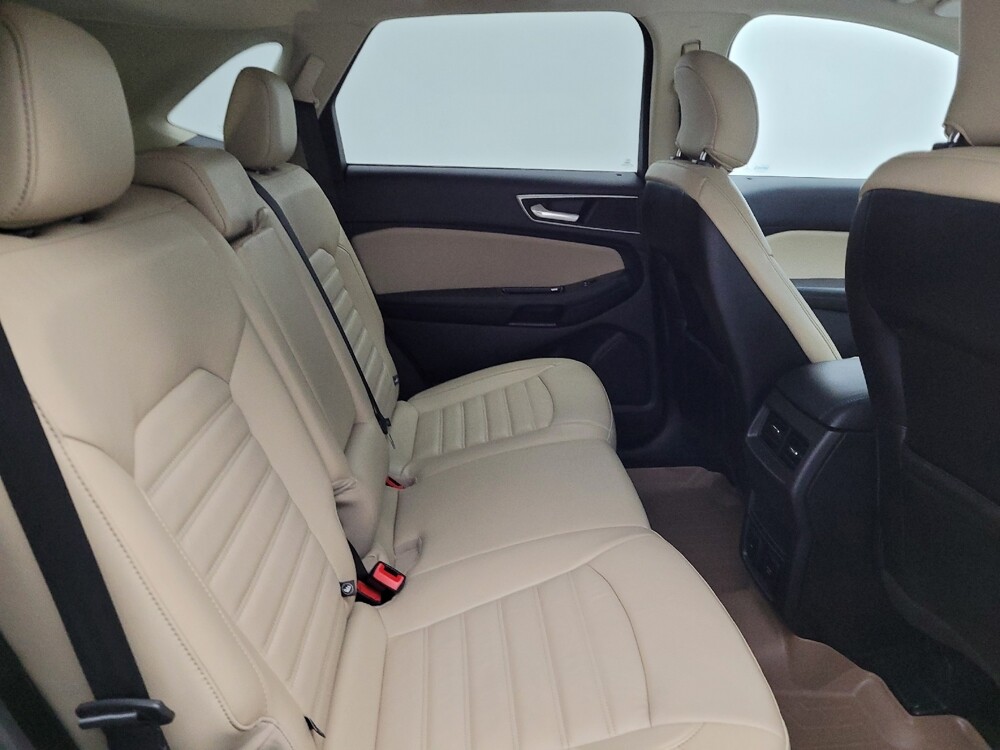 2016 Ford Edge in Cincinnati, OH 45255 - 18087905 19