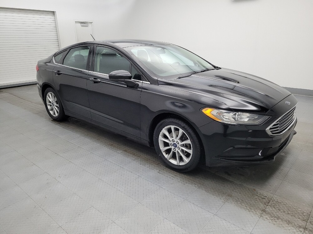 2017 Ford Fusion in Maple Heights, OH 44137 - 18087906 11