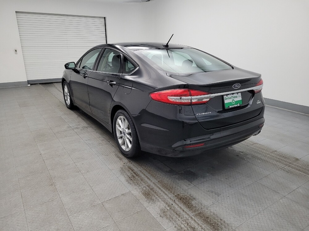 2017 Ford Fusion in Maple Heights, OH 44137 - 18087906 5