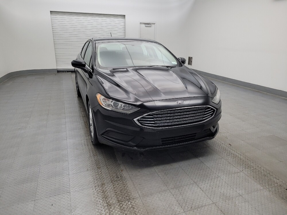 2017 Ford Fusion in Maple Heights, OH 44137 - 18087906 14