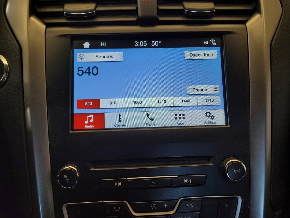 2017 Ford Fusion in Maple Heights, OH 44137 - 18087906 25