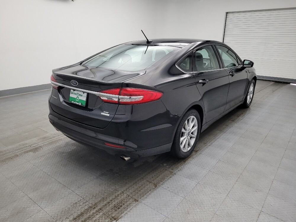 2017 Ford Fusion in Maple Heights, OH 44137 - 18087906 9