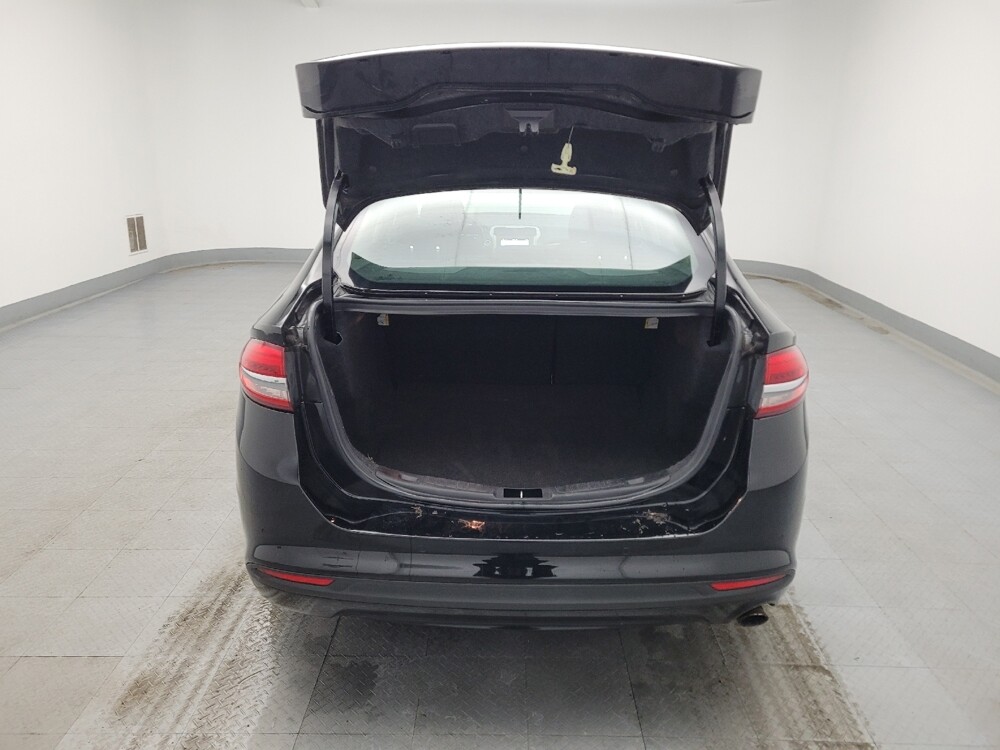 2017 Ford Fusion in Maple Heights, OH 44137 - 18087906 29