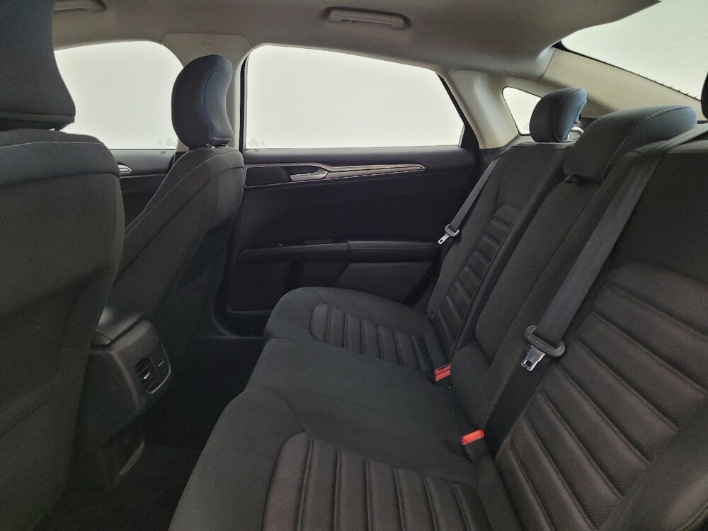 2017 Ford Fusion in Maple Heights, OH 44137 - 18087906 18