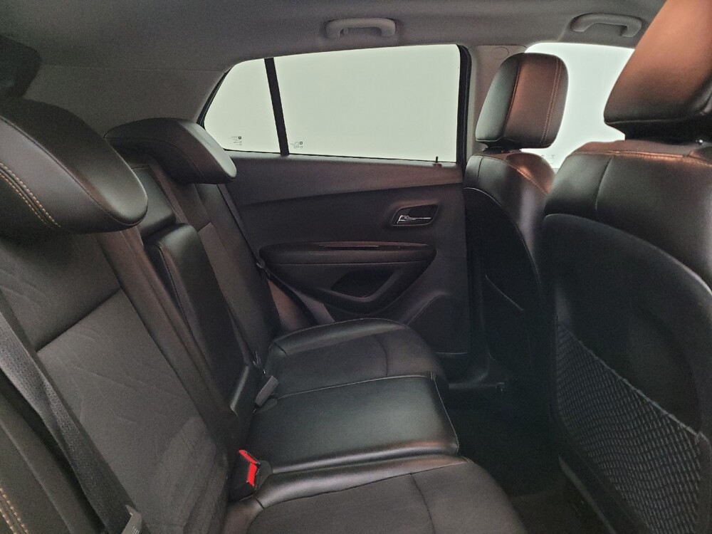 2019 Chevrolet Trax in Miamisburg, OH 45342 - 18087909 19