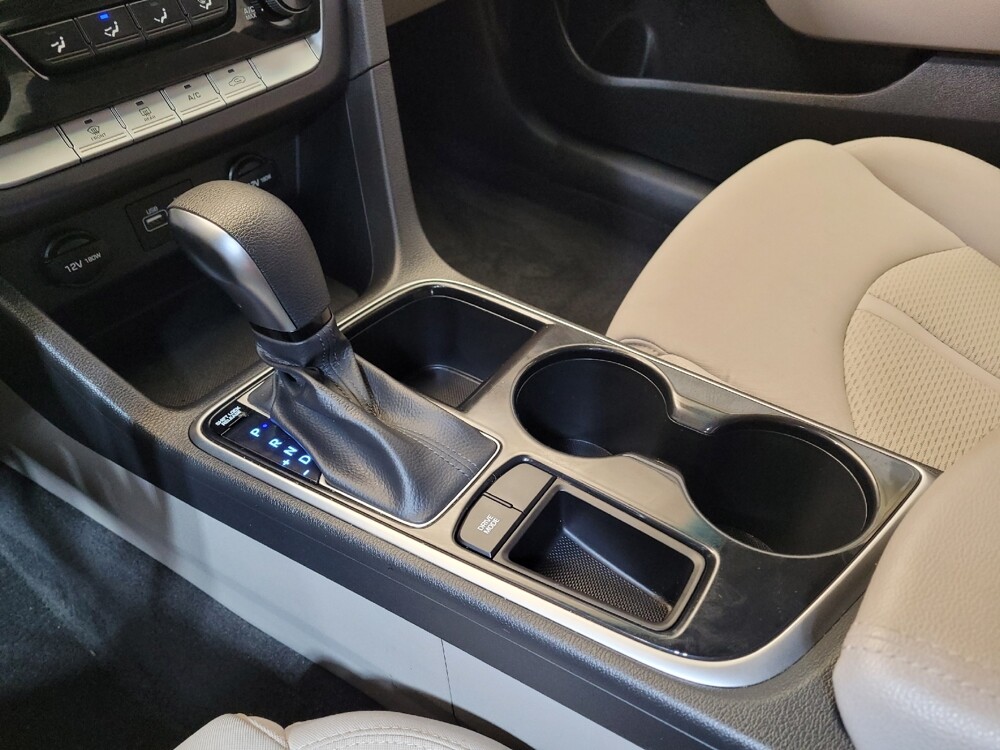 2018 Hyundai Sonata in Louisville, KY 40258 - 18087911 26