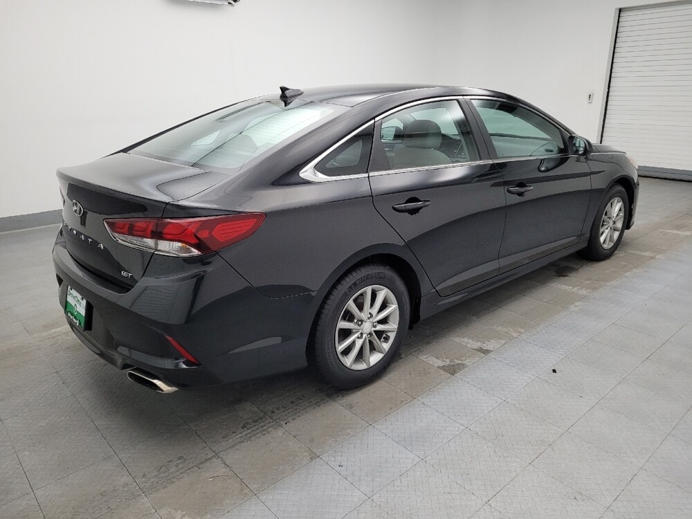2018 Hyundai Sonata in Louisville, KY 40258 - 18087911 10