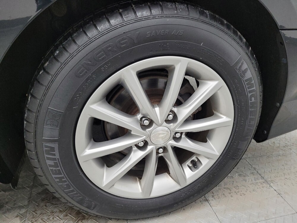 2018 Hyundai Sonata in Louisville, KY 40258 - 18087911 31