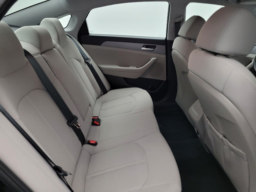 2018 Hyundai Sonata in Louisville, KY 40258 - 18087911 19