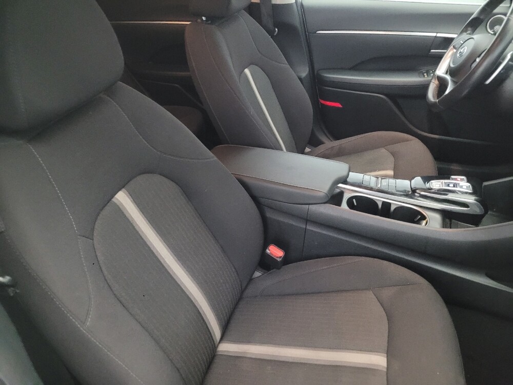 2021 Hyundai Sonata in Pittsburgh, PA 15237 - 18087925 21
