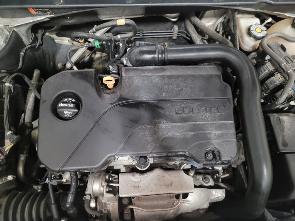 2018 Chevrolet Malibu in Newport News, VA 23601 - 18087930 30