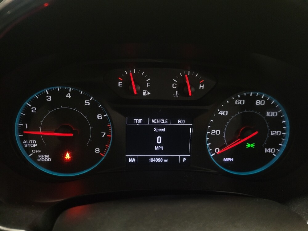 2018 Chevrolet Malibu in Newport News, VA 23601 - 18087930 23