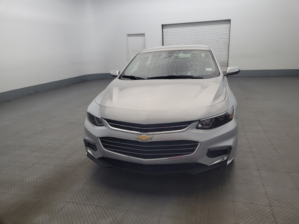 2018 Chevrolet Malibu in Newport News, VA 23601 - 18087930 15