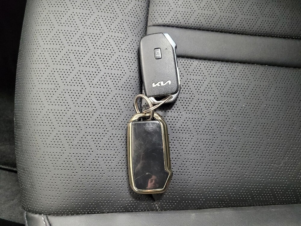 2022 Kia Sorento in Plymouth Meeting, PA 19462 - 18087932 32