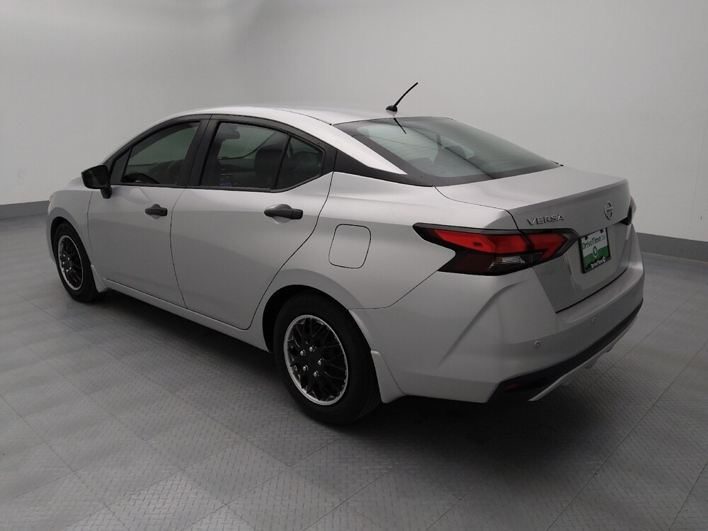 2020 Nissan Versa in Independence, MO 64055 - 18087942 3