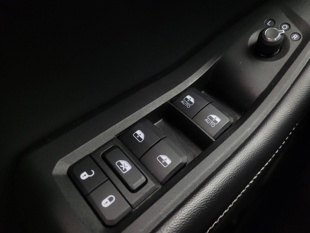 2021 Jeep Grand Cherokee L in Indianapolis, IN 46222 - 18087943 27