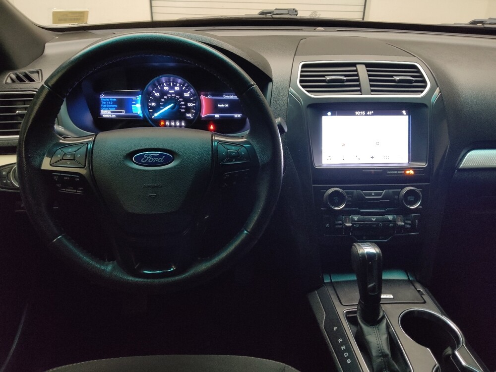 2017 Ford Explorer in Grand Rapids, MI 49508 - 18087946 22