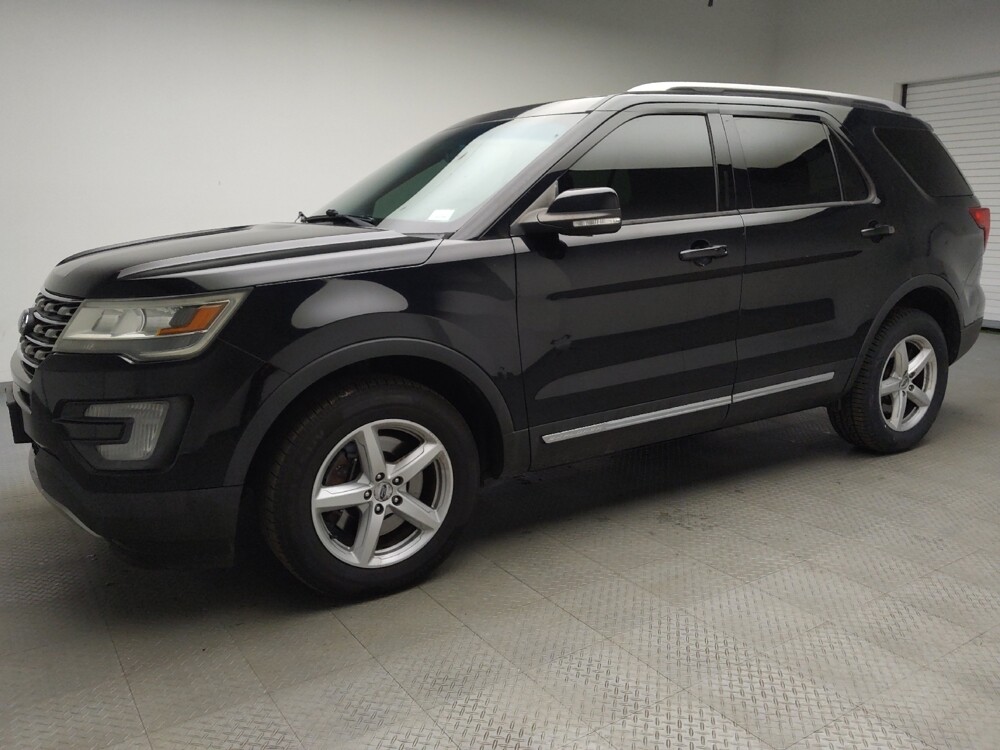 2017 Ford Explorer in Grand Rapids, MI 49508 - 18087946 2