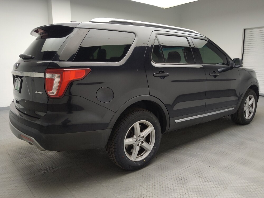 2017 Ford Explorer in Grand Rapids, MI 49508 - 18087946 10