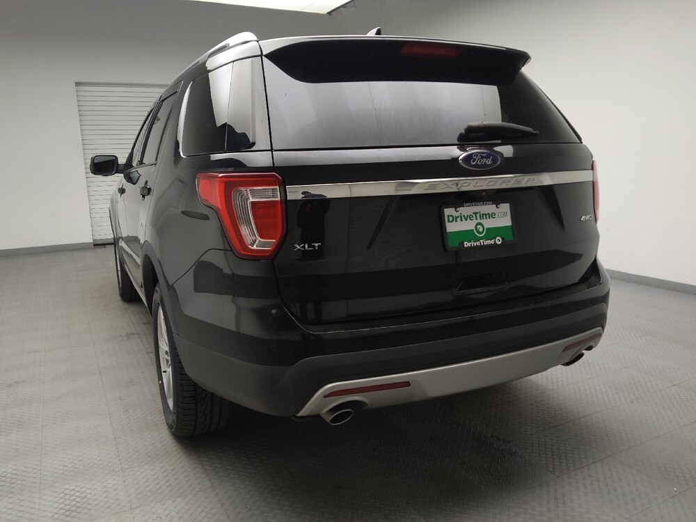 2017 Ford Explorer in Grand Rapids, MI 49508 - 18087946 6