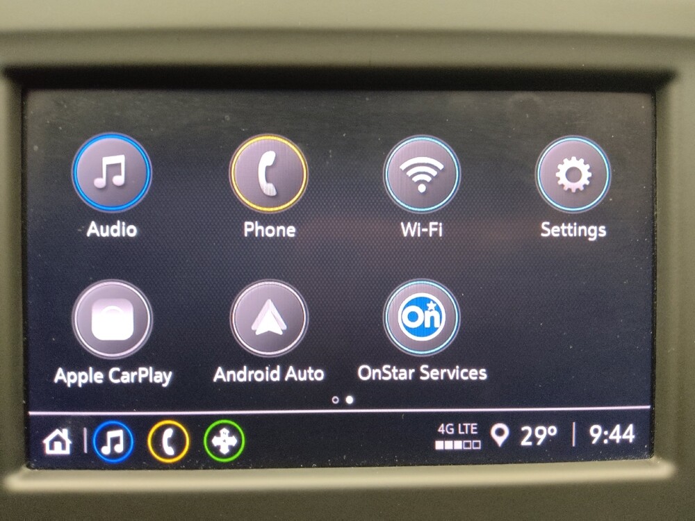 2022 Chevrolet Equinox in Grand Rapids, MI 49508 - 18087947 25