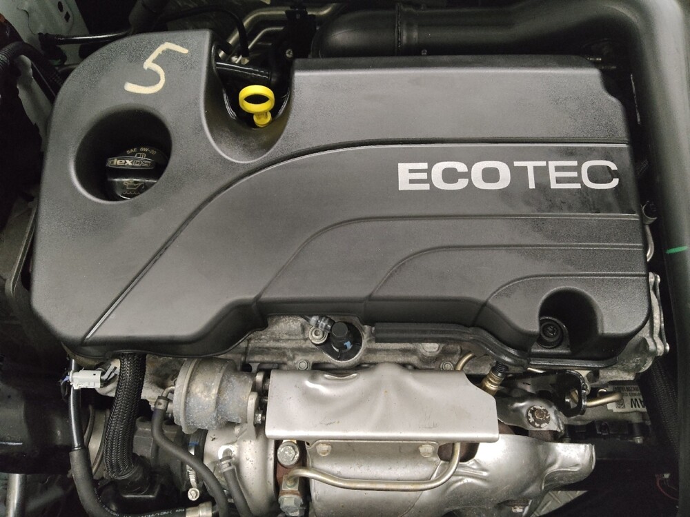 2022 Chevrolet Equinox in Grand Rapids, MI 49508 - 18087947 30