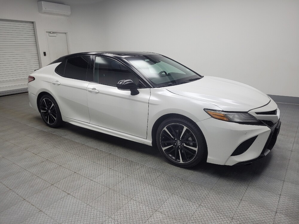 2018 Toyota Camry in Indianapolis, IN 46219 - 18087949 11