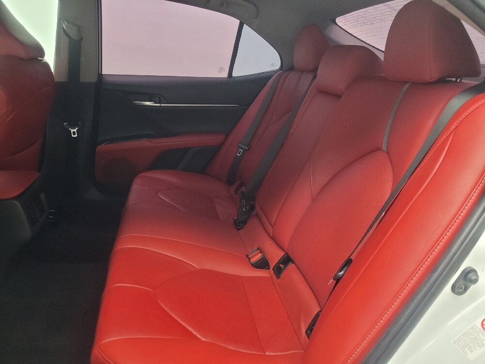 2018 Toyota Camry in Indianapolis, IN 46219 - 18087949 18