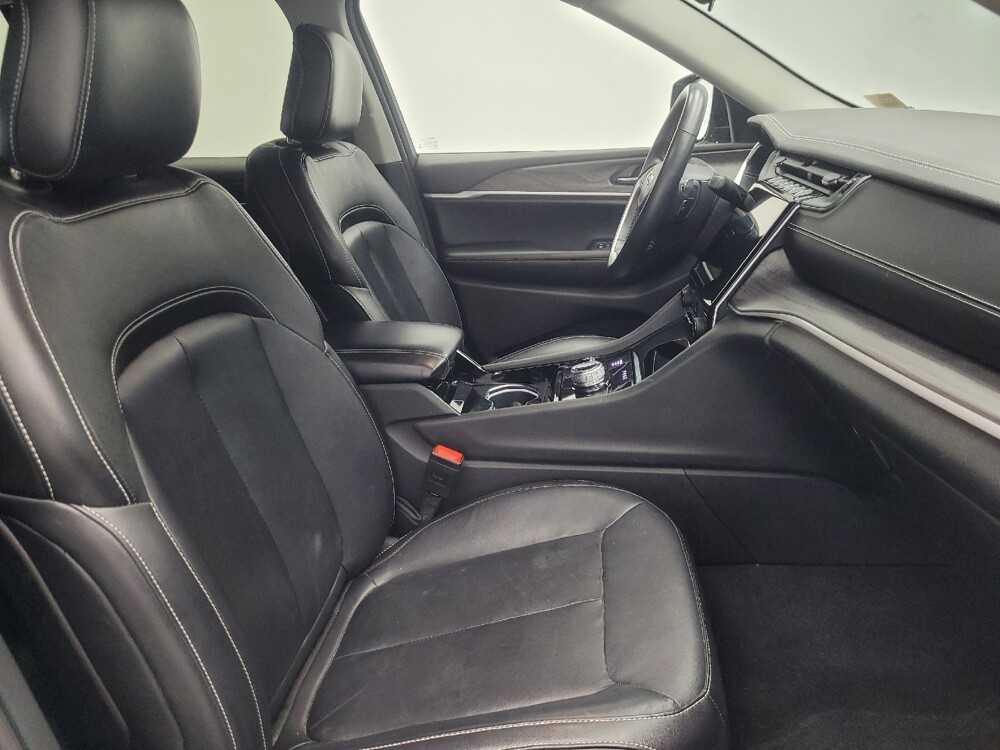 2022 Jeep Grand Cherokee L in Highland, IN 46322 - 18087950 21