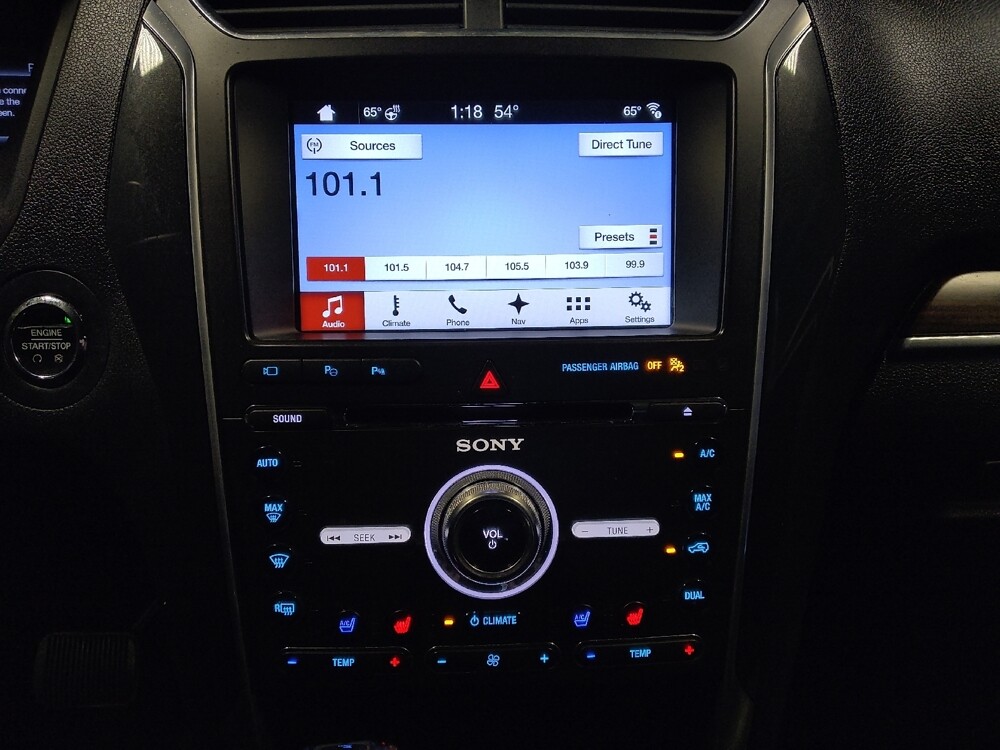 2017 Ford Explorer in Glendale, AZ 85301 - 18087965 25