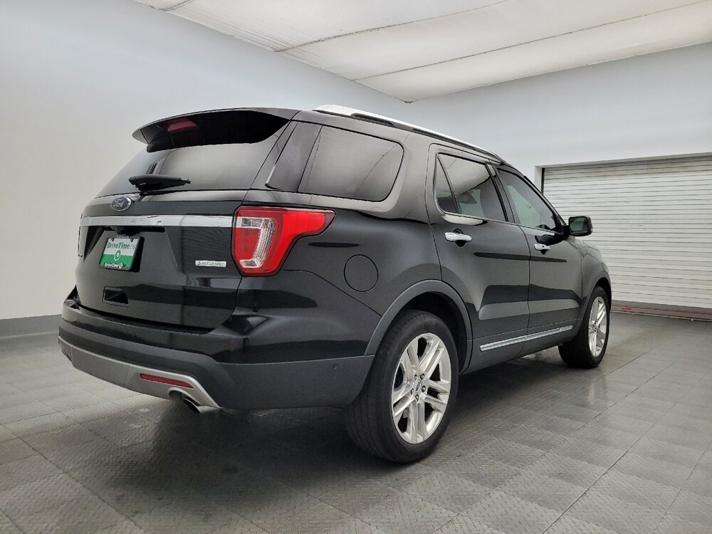 2017 Ford Explorer in Glendale, AZ 85301 - 18087965 9