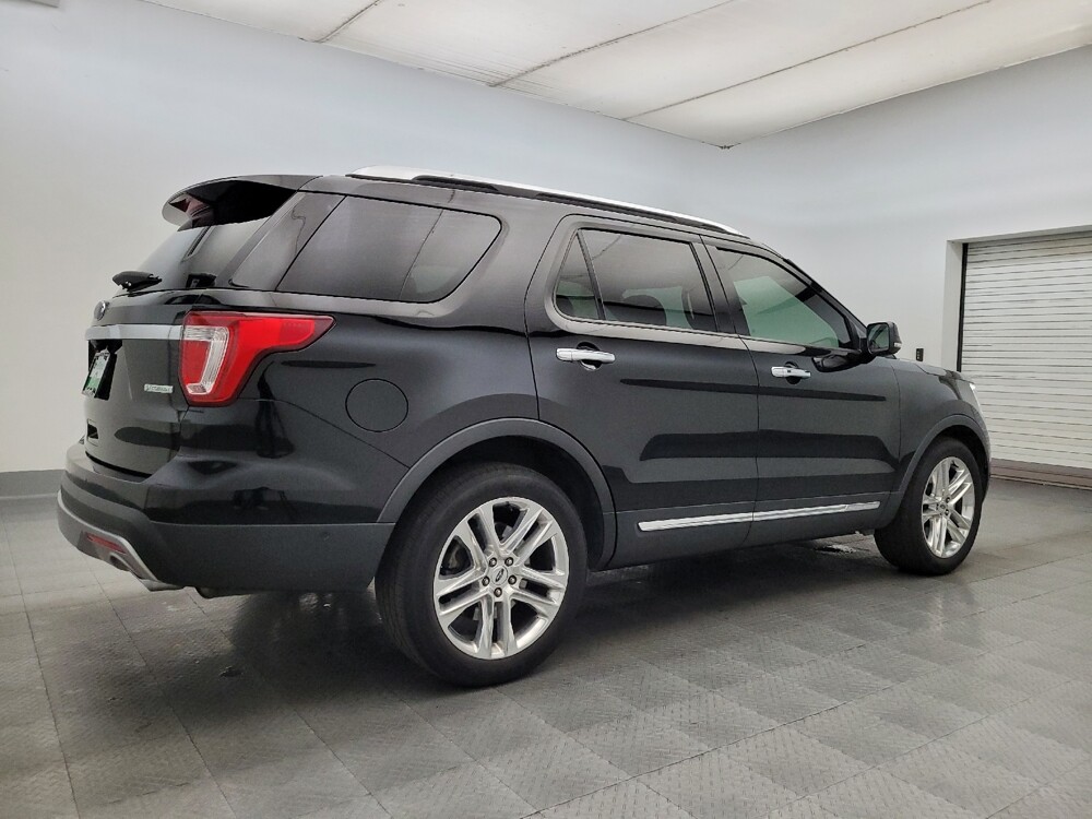 2017 Ford Explorer in Glendale, AZ 85301 - 18087965 10