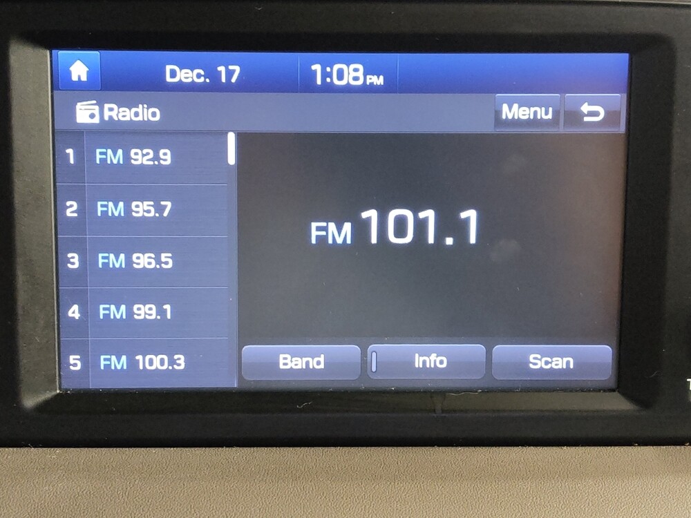 2020 Hyundai Santa Fe in San Antonio, TX 78238 - 18087966 25