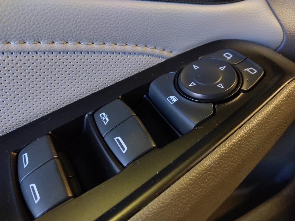 2020 Chevrolet Traverse in Phoenix, AZ 85022 - 18087969 27