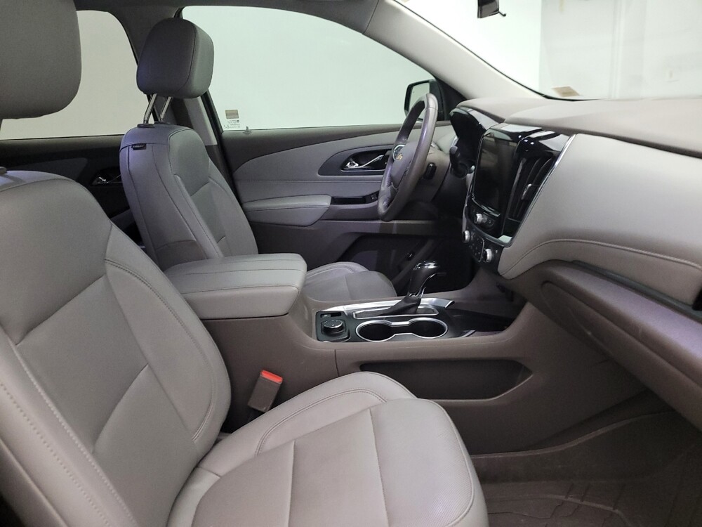 2020 Chevrolet Traverse in Phoenix, AZ 85022 - 18087969 21