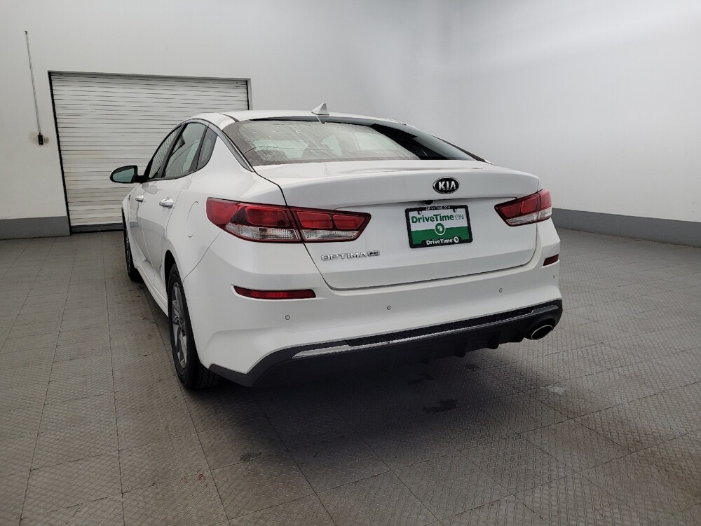 2019 Kia Optima in Henrico, VA 23223 - 18087970 6