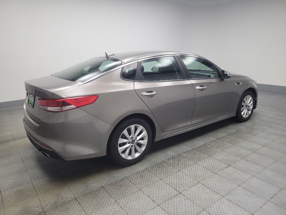 2018 Kia Optima in Indianapolis, IN 46219 - 18087973 10