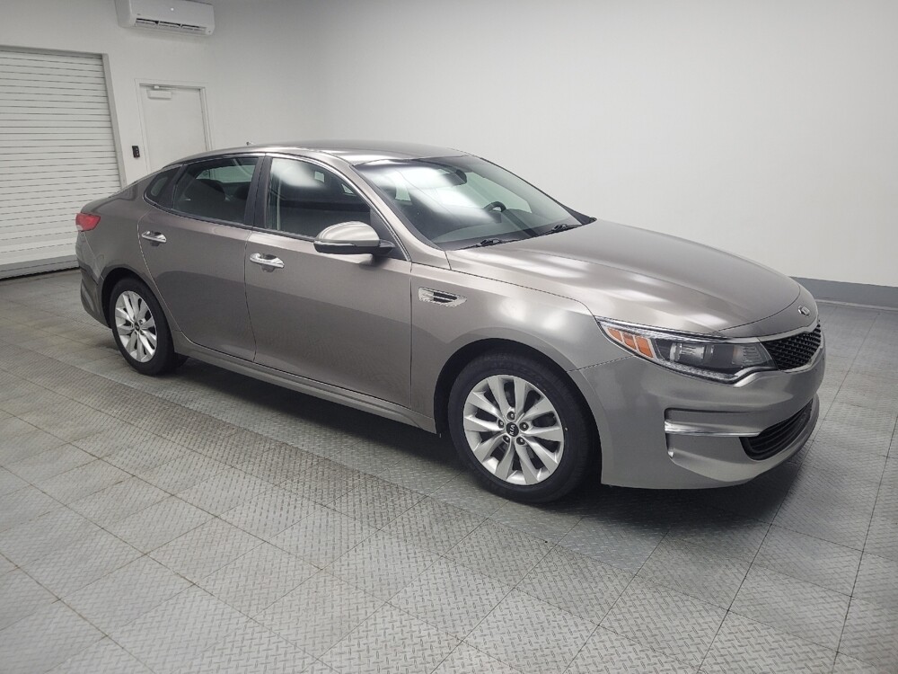 2018 Kia Optima in Indianapolis, IN 46219 - 18087973 11
